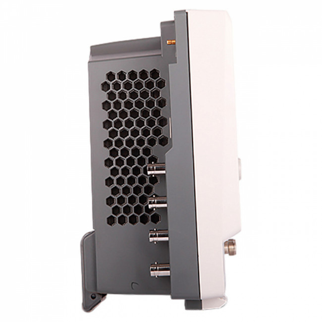 Анализатор спектра реального времени RIGOL RSA3030E-TG с трекинг-генератором Анализатор спектра реального времени RIGOL RSA3030E-TG с трекинг-генератором