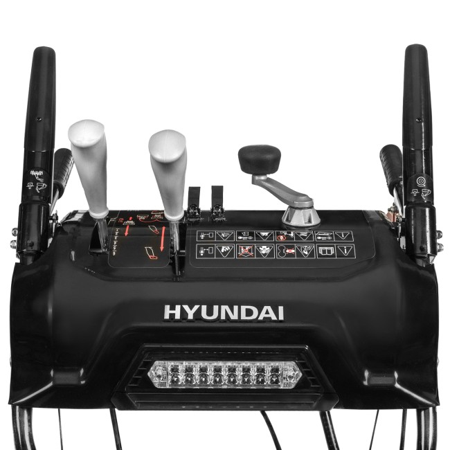 Бензиновый снегоуборщик Hyundai S 7713-T Бензиновый снегоуборщик Hyundai S 7713-T