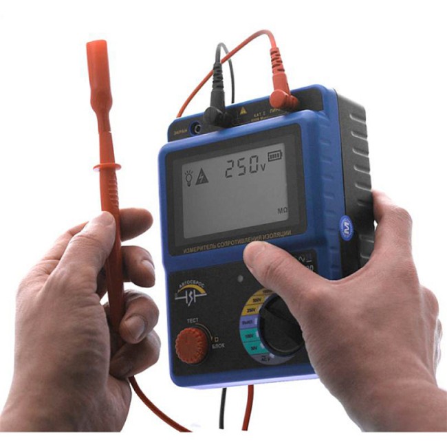 Измеритель сопротивления изоляции (Мегаомметр) МЕГЕОН 13200 с поверкой Измеритель сопротивления изоляции (Мегаомметр) МЕГЕОН 13200 с поверкой