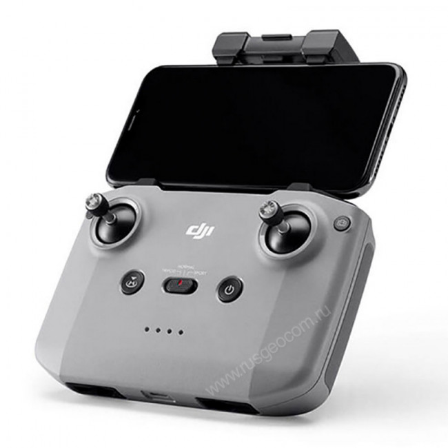 Квадрокоптер DJI Mavic Air 2 Fly More Combo